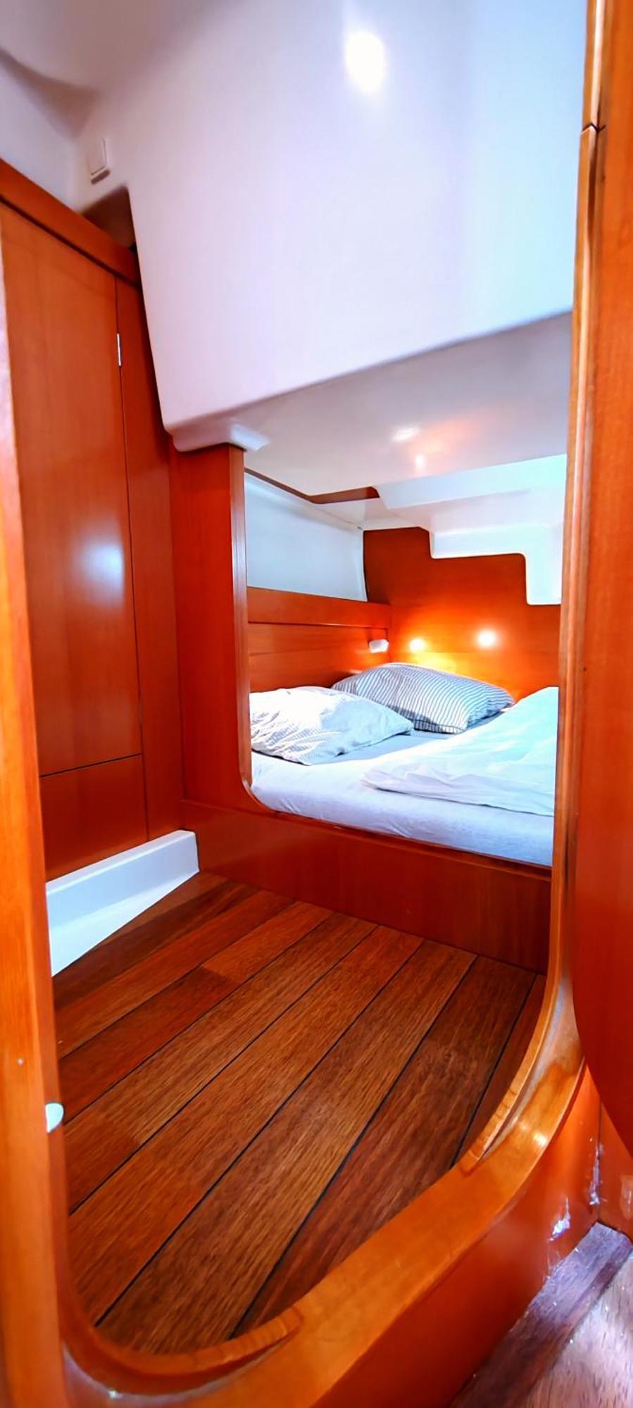 The Families Motor Yacht Spain *