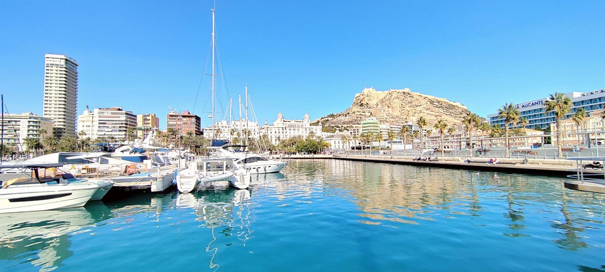 The Families Motor Yacht Spain Dom wakacyjny