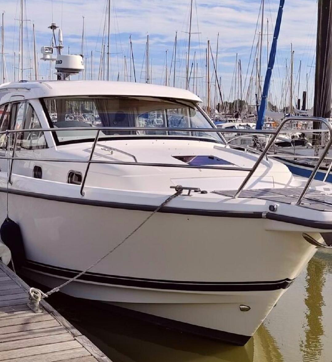 The Families Motor Yacht Spain Casa vacanze *